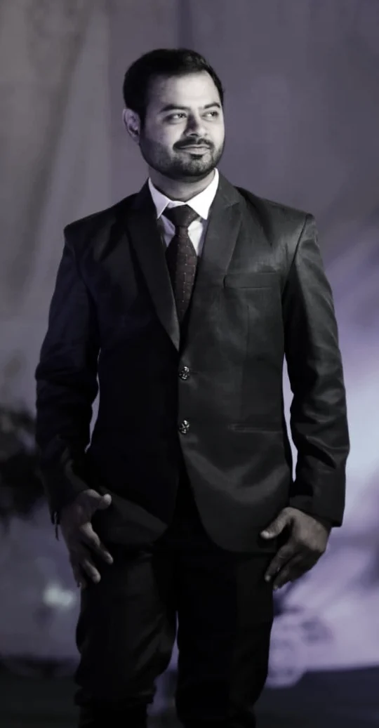 CA Karan Chauhan | Veemi Accounting Founder